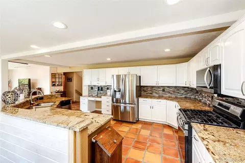Kitchen - 10955 Beas Dr, Conifer, CO 80433 photo 3 of 3