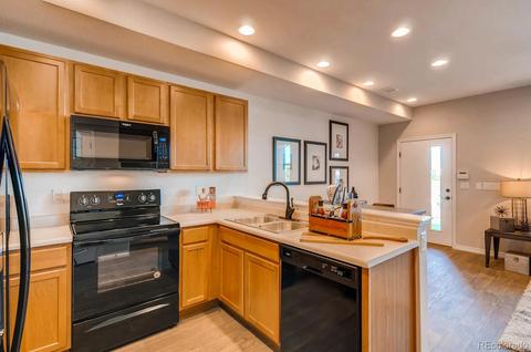 16242 E 47th Pl, Denver, CO 80239 photo 11