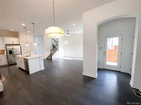 10260 E 57th Pl, Denver, CO 80238 photo 8