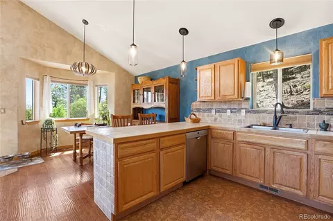 Kitchen - 33888 Bardwell Rd, Pine, CO 80470 photo 1 of 3
