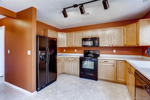 19177 E Dickenson Dr, Aurora, CO 80013 photo 9