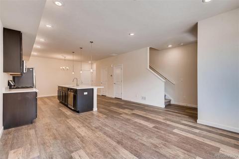 811 E 98th Ave #504, Thornton, CO 80229 photo 4