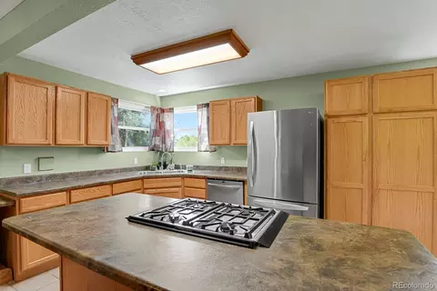 Kitchen - 5215 Eldridge St, Arvada, CO 80002 photo 6 of 7