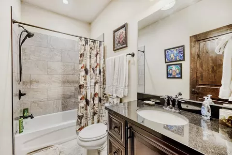 Bath - 852 Independence Rd, Dillon, CO 80435 photo 1 of 4