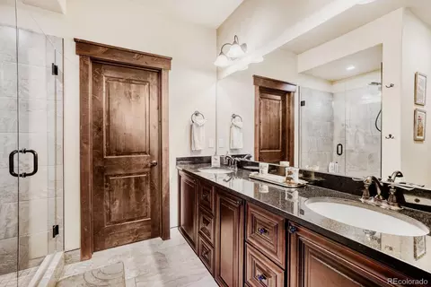 Bath - 852 Independence Rd, Dillon, CO 80435 photo 2 of 4