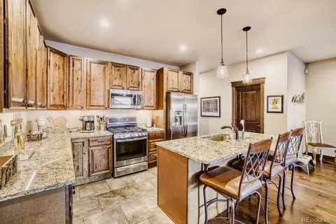 Kitchen - 852 Independence Rd, Dillon, CO 80435 photo 1 of 3