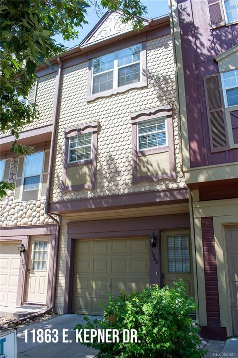 11863 E Kepner Dr, Aurora, CO 80012 photo 1