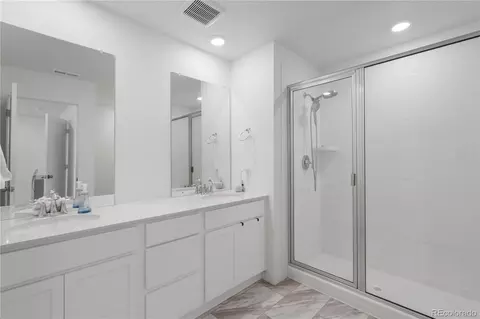 Bath - 745 Aspen Ave, Bennett, CO 80102 photo 4 of 6