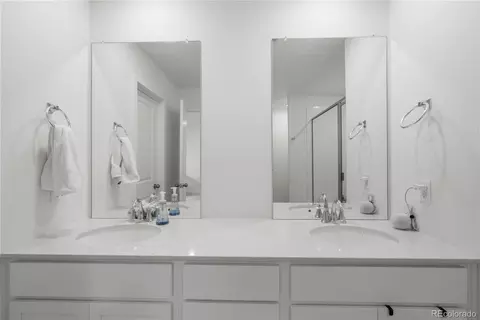 Bath - 745 Aspen Ave, Bennett, CO 80102 photo 1 of 6