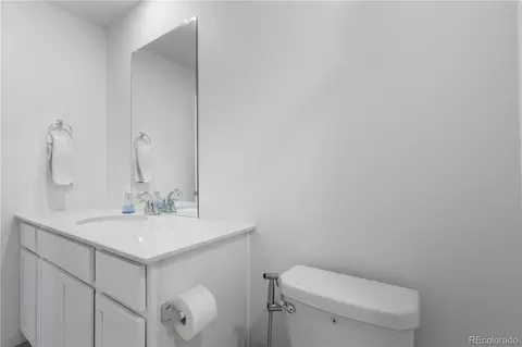 Bath - 745 Aspen Ave, Bennett, CO 80102 photo 6 of 6