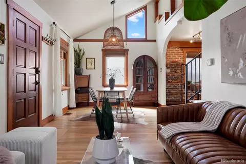 2223 S Gilpin St, Denver, CO 80210