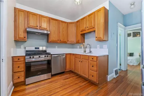 Kitchen - 129 Exposition Ave, Denver, CO 80209 photo 1 of 2