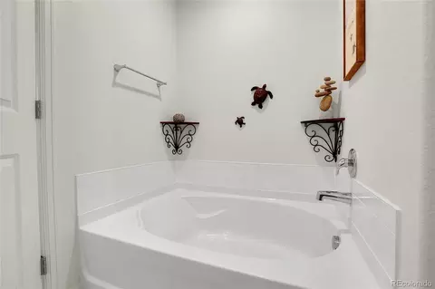 328 Maple St, Bennett, CO 80102 photo 11