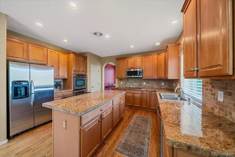 Kitchen - 24765 E Crestline Pl, Aurora, CO 80016 photo 1 of 5