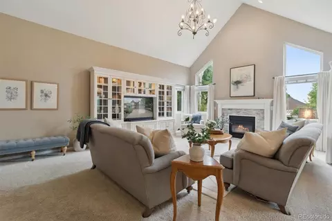 1800 Crestone Ct, Longmont, CO 80504