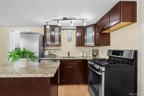 Kitchen - 108 E Chester St, Lafayette, CO 80026 photo 5 of 6