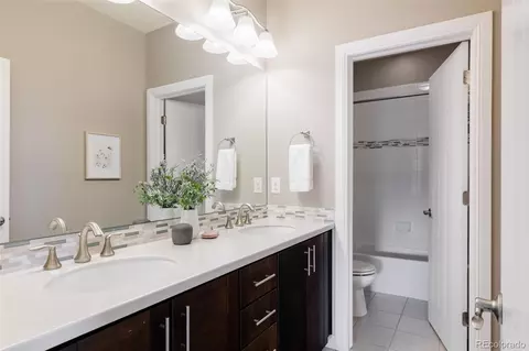 Bath - 7990 E 32nd Ave, Denver, CO 80238 photo 5 of 6