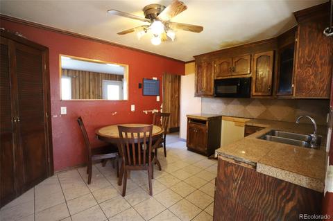 13182 Maxwell Pl, Denver, CO 80239 photo 3