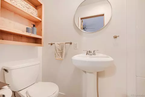 Bath - 730 35th St, Boulder, CO 80303 photo 1 of 2