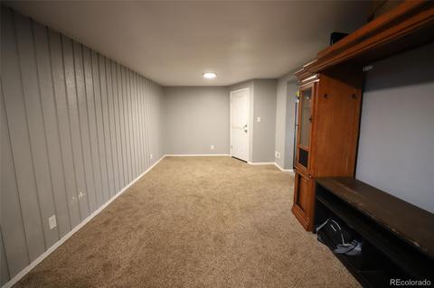 5527 Eagle St, Denver, CO 80239 photo 11