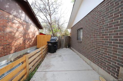 5527 Eagle St, Denver, CO 80239 photo 14