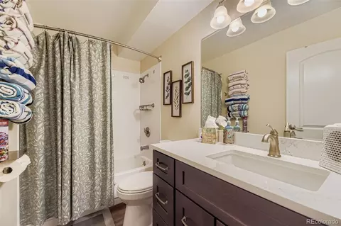 Bath - 13635 E Bates Ave #201, Aurora, CO 80014 photo 1 of 1