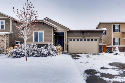 25607 E Maple Ave, Aurora, CO 80018 photo 2
