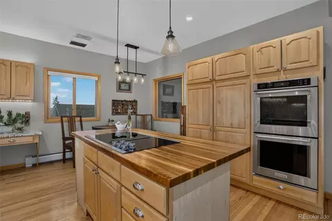 Kitchen - 9388 Yegge Rd, Morrison, CO 80465 photo 3 of 3