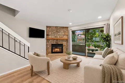8775 W Cornell Ave #14, Lakewood, CO 80227
