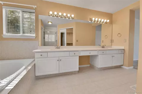 18190 E Caspian Pl, Aurora, CO 80013 photo 26