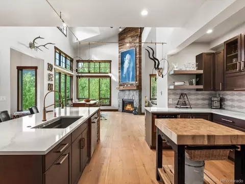Kitchen - 230 Game Trail Rd, Silverthorne, CO 80498 photo 5 of 5