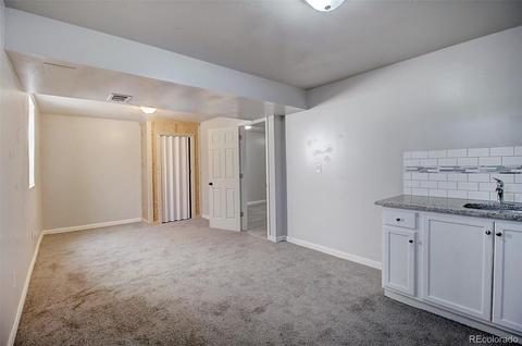 5103 Carson St, Denver, CO 80239 photo 26
