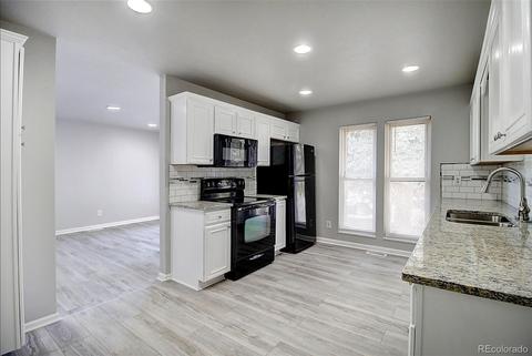 5103 Carson St, Denver, CO 80239 photo 18