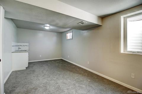 5103 Carson St, Denver, CO 80239 photo 24