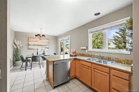 Kitchen - 4620 15th St #B, Boulder, CO 80304 photo 4 of 4