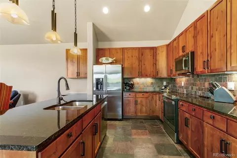 Kitchen - 405 Bald Eagle Rd, Silverthorne, CO 80498 photo 2 of 3