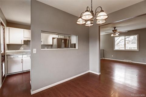 4318 S Eagle Cir, Aurora, CO 80015 photo 9