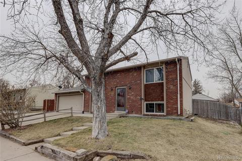 4318 S Eagle Cir, Aurora, CO 80015 photo 2