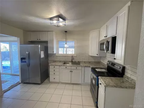 5263 Ursula Way, Denver, CO 80239 photo 8
