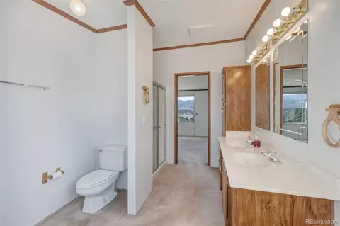 Bath - 104 Highland Dr, Howard, CO 81233 photo 2 of 5