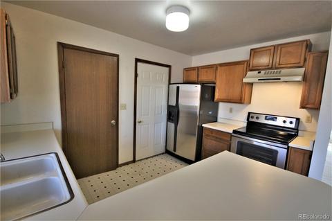 21557 E Powers Ln, Centennial, CO 80015 photo 10