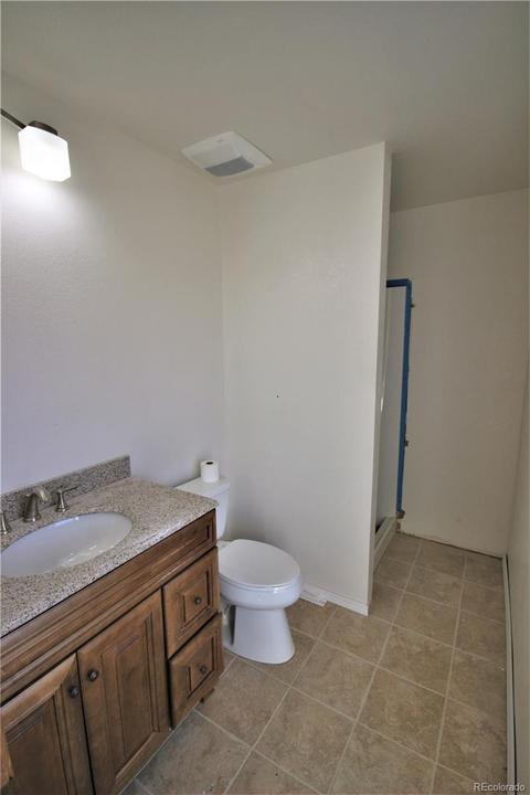 21557 E Powers Ln, Centennial, CO 80015 photo 16