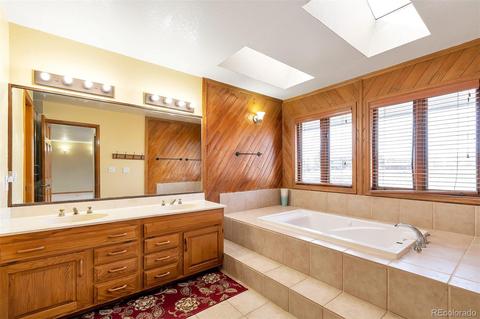 21247 Euclid Dr, Centennial, CO 80016 photo 11