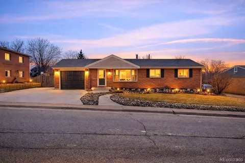 8504 E Briarwood Pl, Centennial, CO 80112
