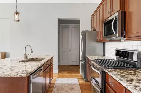 Kitchen - 24919 E Alder Dr, Aurora, CO 80016 photo 3 of 3