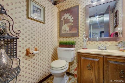 16669 E 7th Ave, Aurora, CO 80011 photo 8