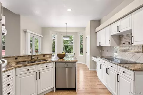 Kitchen - 17895 E Powers Dr, Centennial, CO 80015 photo 2 of 4