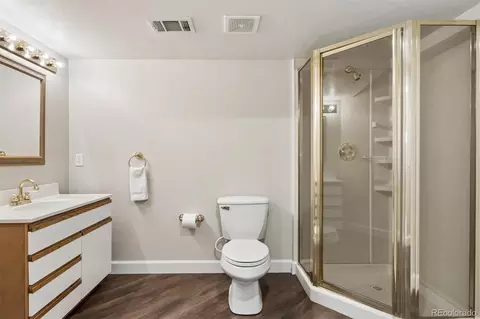 Bath - 17895 E Powers Dr, Centennial, CO 80015 photo 3 of 3