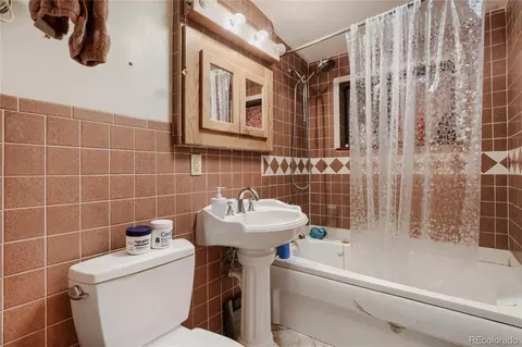 Bath - 237 Quitman St, Denver, CO 80219 photo 1 of 2