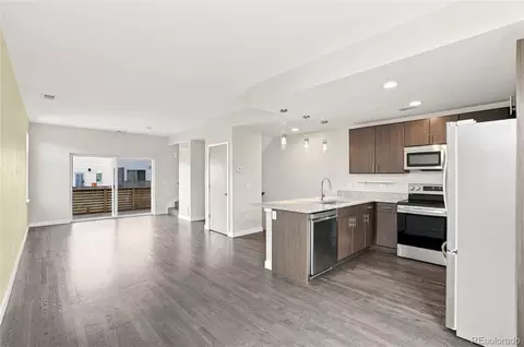 Living - 331 E Simpson St, Lafayette, CO 80026 photo 3 of 4